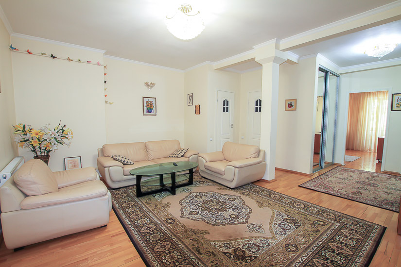 Rent Chisinau Apartments From Owner Rent 3 Rooms Apartment